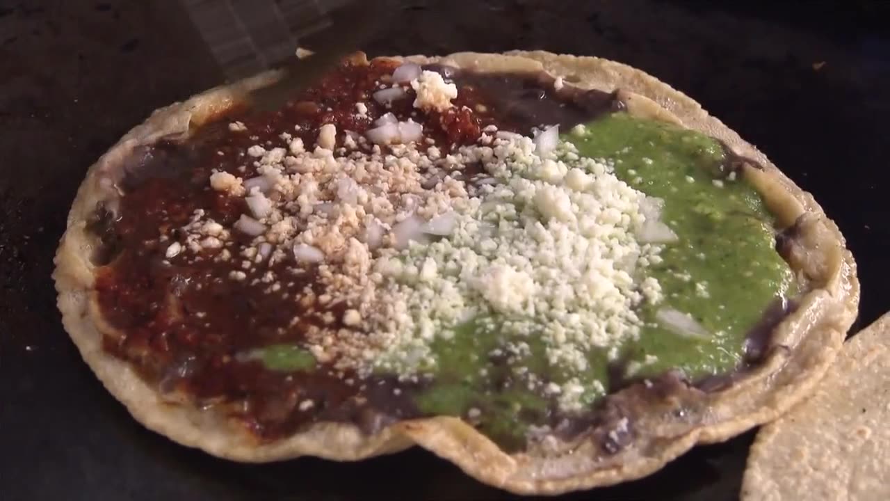 BBC.Rick.Steins.Road.To.Mexico.Series.1.5of7.Mexico.City.720p
