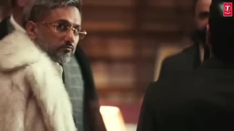 BLACK SUIT (Official Video): YO YO HONEY SINGH Ft. SONAM BAJWA | NEW SONG 2025 | BHUSHAN KUMAR
