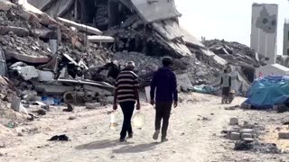 Hard to reach home for Palestinians near Gaza's 'yellow line'