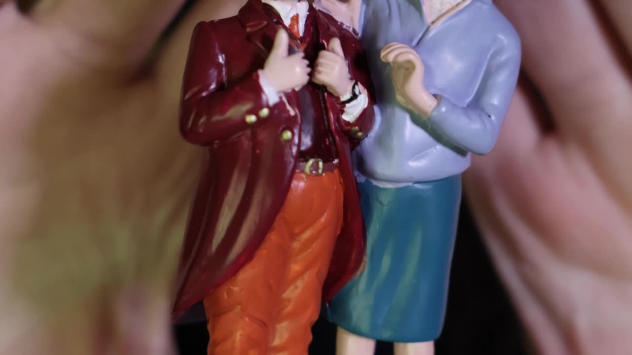 Unboxing The Latest Village Piece From Department 56