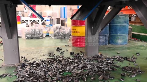 Twin-Shaft Shredder for 15mm Thick HDPE Pipes!