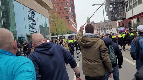 Demonstratie tegen Drag Queen voorleesmiddag Rotterdam 16-04-2023 07/17