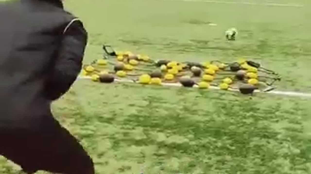 Das ist ein krasses Torwart Reaktions-Training❗️😳