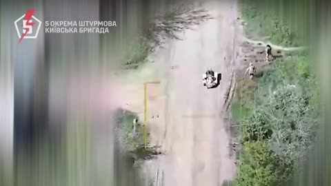 🇺🇦✊ Evacuation of a wounded soldier by a ground robotic complex of the 5th assault brigade.