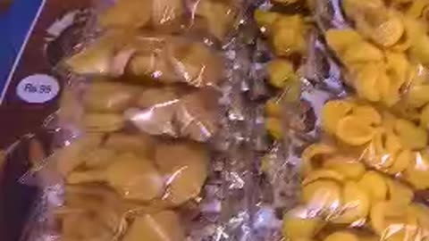 Fresh & Tasty Nimko & Dry Fruits 🥜🍿 #Shorts"ki