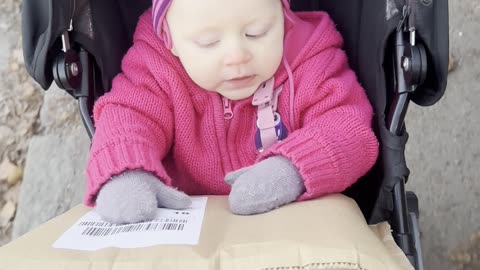 Baby Kayla Helps Mommy Bring Home a Package 📦