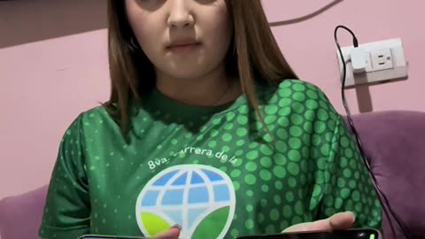 Alguien está soltera ya😳Alguien está soltera ya😳