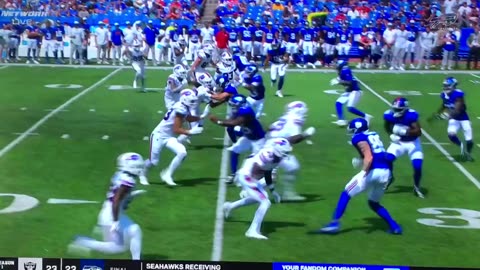Bills #35 Jimmy Ciarlo w/BIG HIT on the kick return