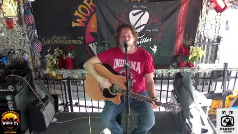 LIVE Music Everyday!