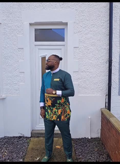 Bespoke clothiers. Omni Apparels. Let's style up ✂