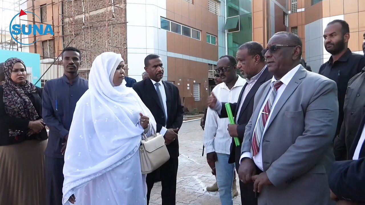 Dr. Nawara inspects the progress of work at Wad Madani Hospital