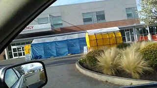 [Mar 30, 2020] Crisis? Empty hospital testing center and parking lot with signs describing "Exercise" nearby [Bali Music Journey]