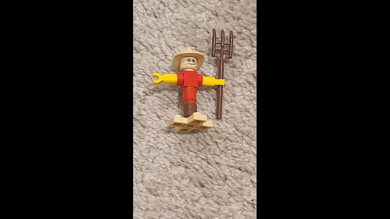 LEGO OF THE DAY! LEGO SCARECROW