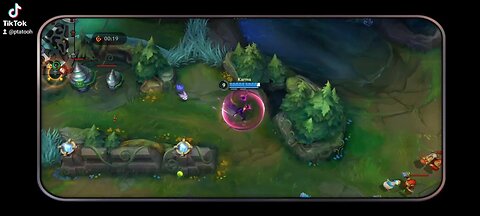 Lux trying to take the tower!