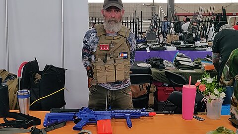Tanner gun show in Jefferson county Colorado