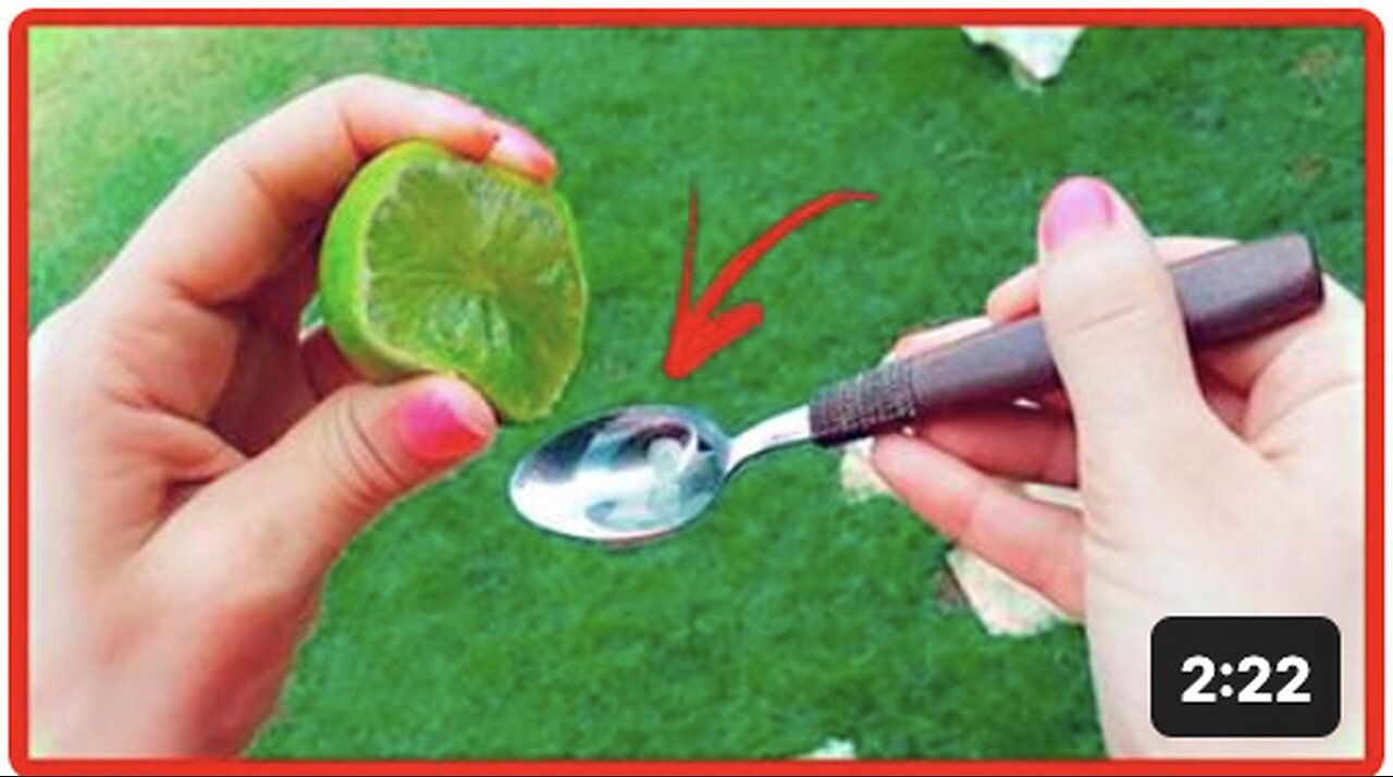 "The Health Benefits of Daily Spoonfuls of Olive Oil and Lemon"