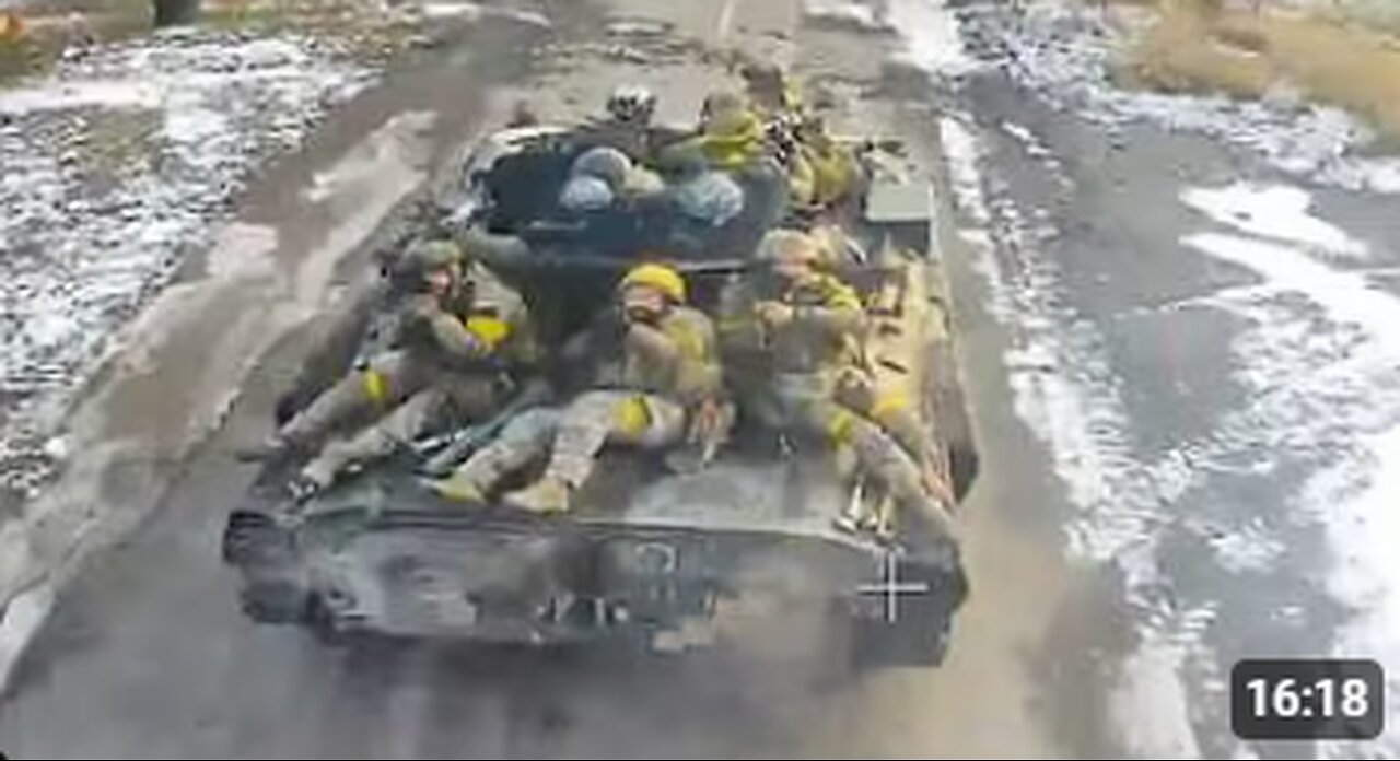 Russian Drones Track Down Ukrainian Drone Operators — Mass Surrender Follows