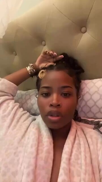 White woman calls out black women for being broke gold diggers! Dr umar’s queens are livid!