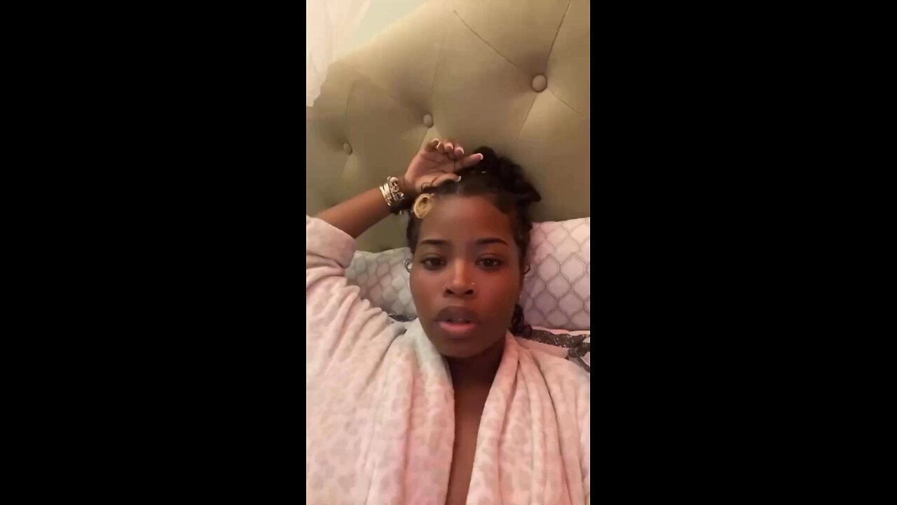 White woman calls out black women for being broke gold diggers! Dr umar’s queens are livid!
