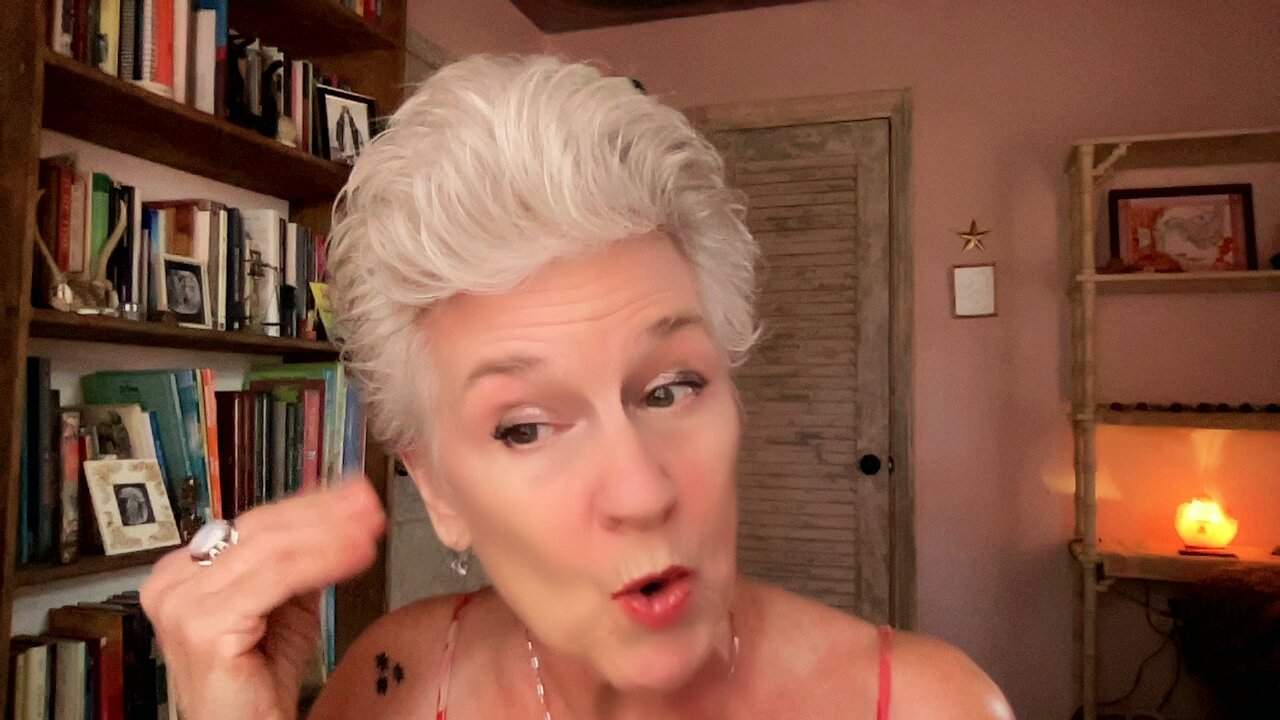 Lady Melody reads Mary Poppins-episode 21