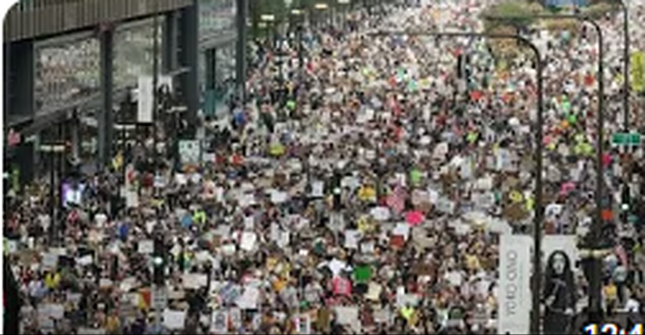George Conway TROLLS Trump at 'No Kings-'protests.