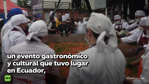 Una ensalada de cangrejo reunió a miles de personas