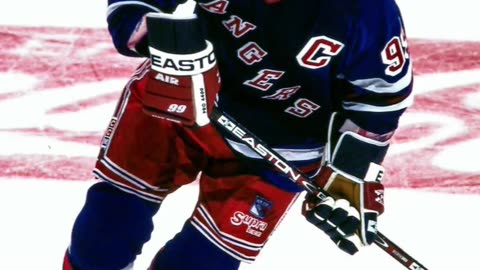 Wayne Gretzky vs Mario Lemieux - Who Was Truly More Dominant?