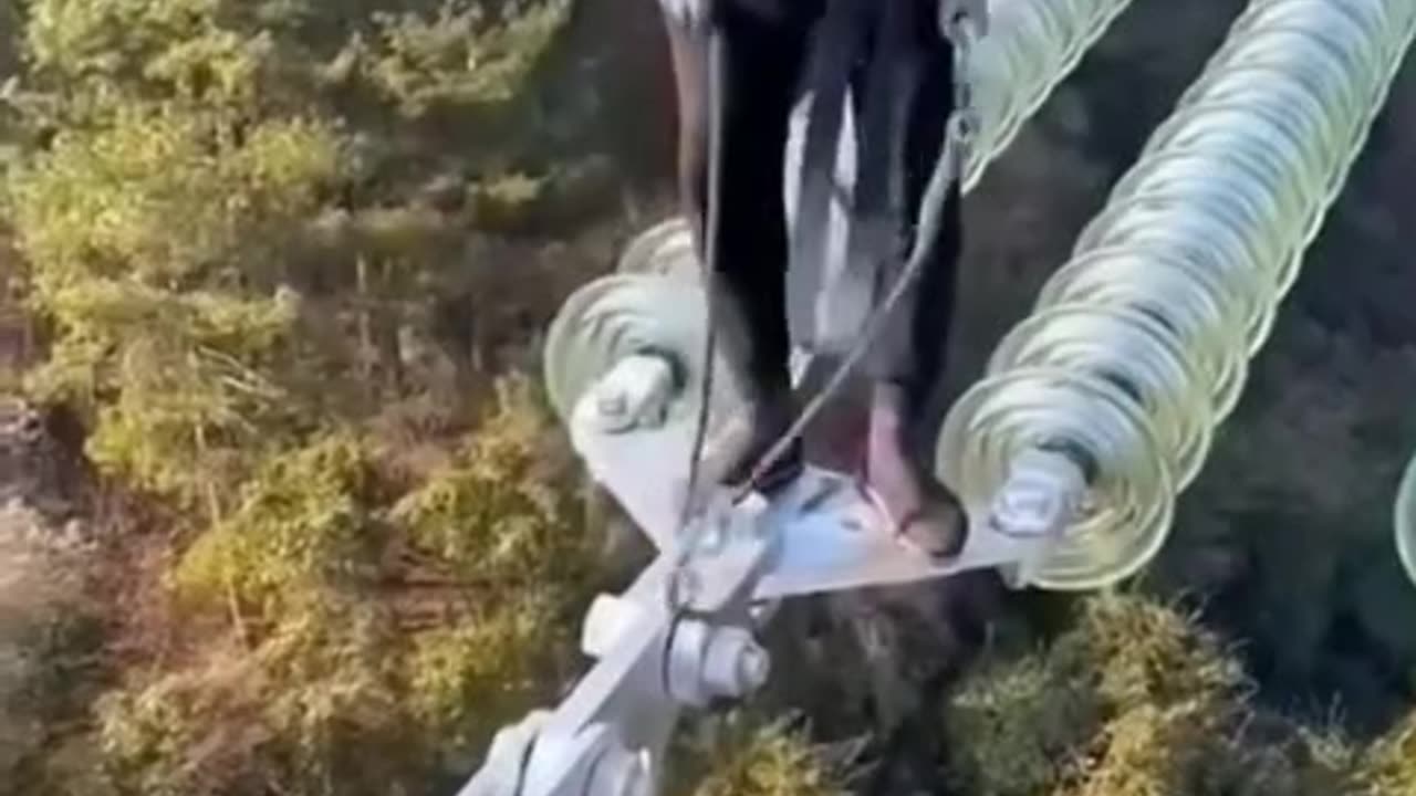 One of the World's Most Dangerous Jobs – High Voltage Line Workers!
