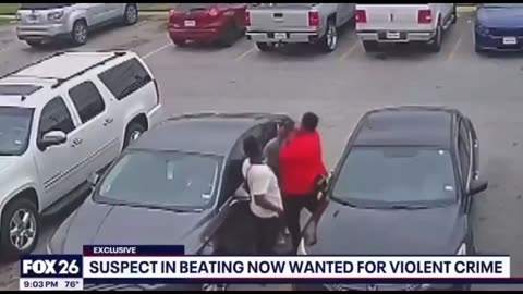 Low Life Scum assaults senior citizen, beating him, caught on vid