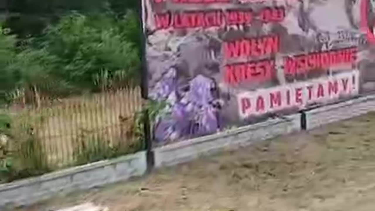 Poles, the Volyn massacre