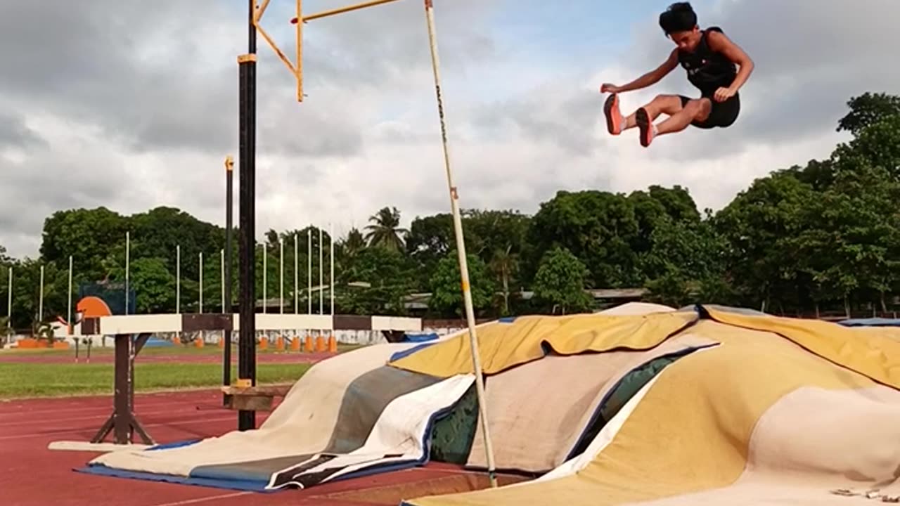 Pole vault