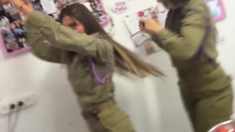 Israeli Army Girls