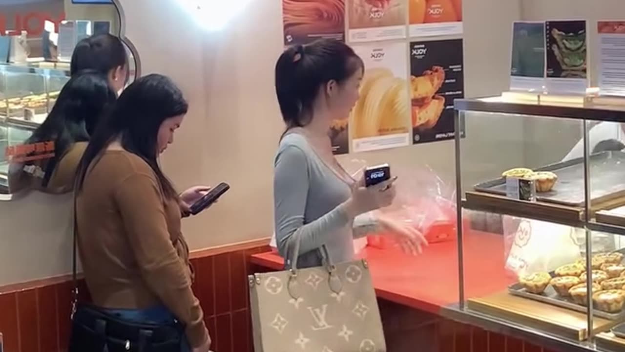 kesal karna pesanan lama