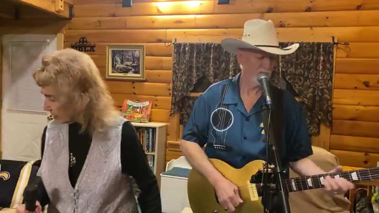 247. Maria Rose & Danny Elswick, 01/10/25.