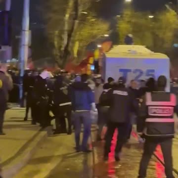 Protests against the arrest of Istanbul mayor Imamoglu are escalating all over the country