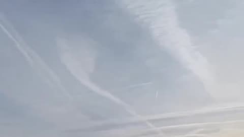 Chemtrail was gerade in England geschieht