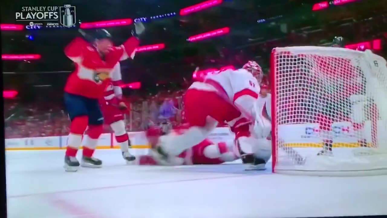 Panthers D #77 Niko Mikkola 🥅(2)🏒Backhand Deflected Goal