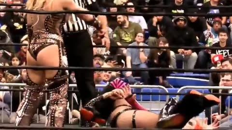 Shotzi & Scarlette did it better, though.🤷‍♂️ #professionalwrestling #prowrestling #Wrestling