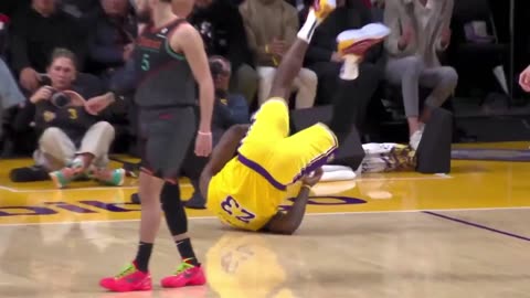 LeBron James, greatest flop of all time, followed up with barrel roll. NBA a joke