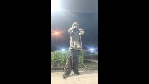 IN WAR SHARPIN SWORD TOO DA FINEST SLICE POSSIBLE HAVIN PATEINTS IN STORM PREPARIN TABLE ENEMIES💪🏾🔵