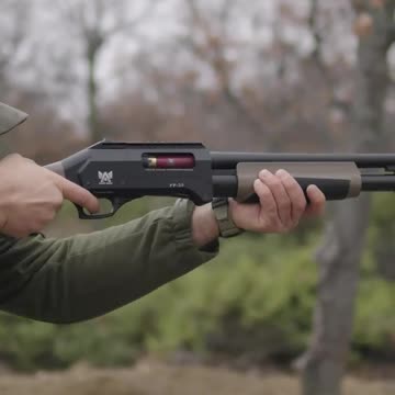 Axor Arms FP-PRO折叠式泵动霰弹枪 #国外合法拍摄国内请勿模仿 #武器科普 #实弹射击 #男人减速带 #靶场射击