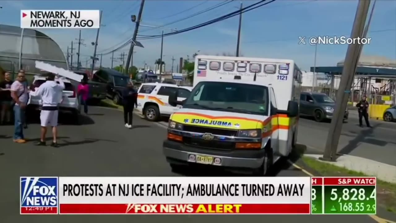 AOC Loses Her MIND After she Realizes Democrats Are GETTING Arrested in LESS THAN 24 Hour