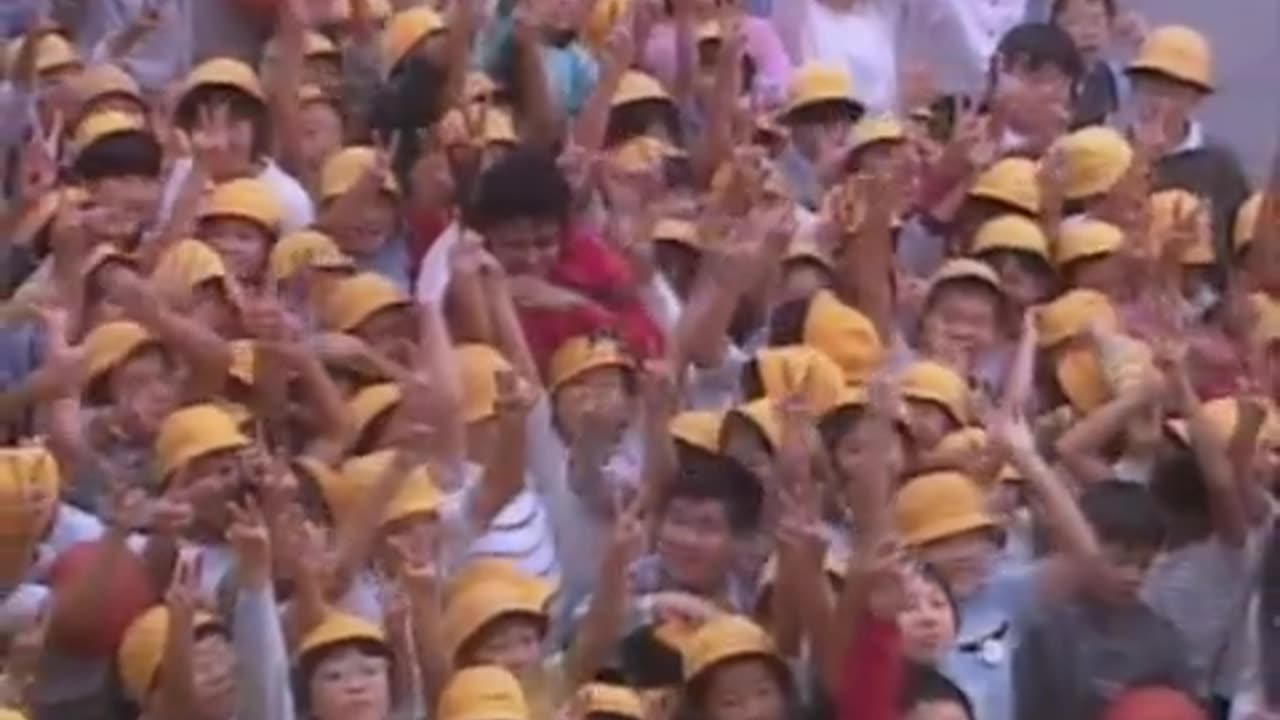 Michael Jackson - Man In The Mirror (Official Video)
