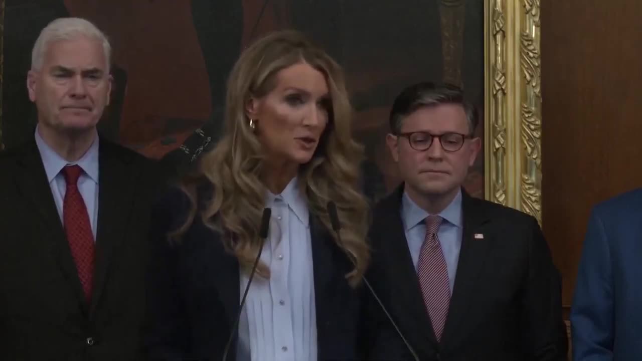 🚨 SBA Sec Kelly Loeffler on the disastrous impacts of the Dem shutdown