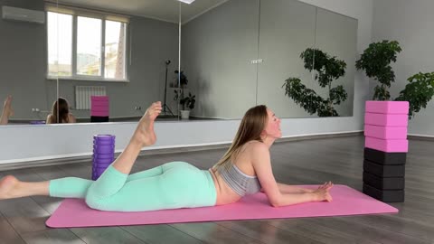 Gentle Yoga Flow: Stretch, Breathe & Unwind in Stunning 4K 🌿✨