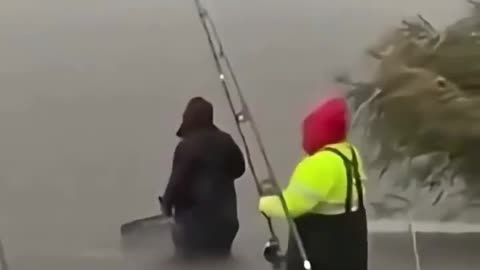 MAN STRUCK BY LIGHTNING TWICE!