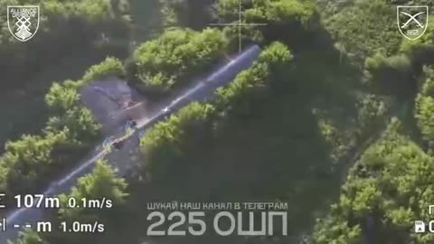 🛸🇺🇦 Ukraine Russia War | Ukrainian FPV Drone Clears Urban Buildings | RCF