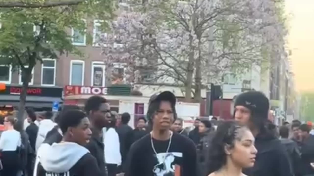 Kingsday in the Congo OOOPS Netherlands