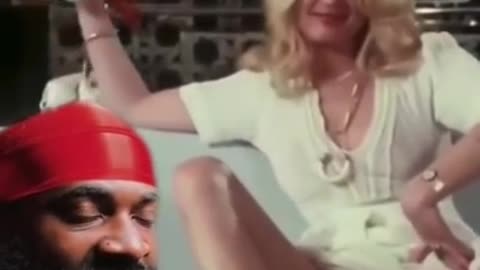 Keeping it fresh, to stay in "business" 😱😱😱