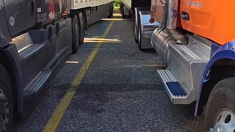 crooked or not #ourtruckinglife #truckesvlogs #truckdrivers #reallifetruckers #trucking